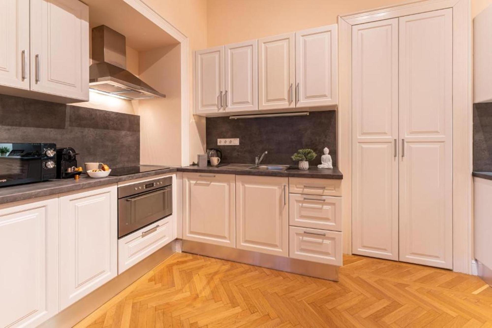 Hotel Matyas Budapest